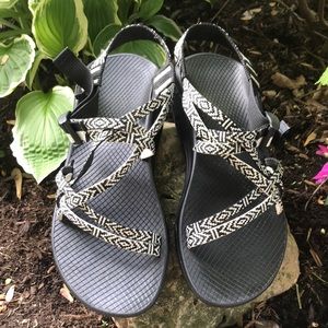 Women’s Chaco Sandals Size 9